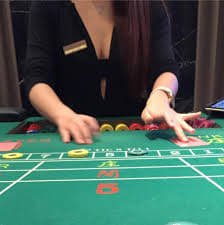 High Roller casino and sports entertainment tailored for Filipino players